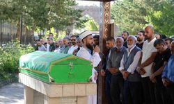 Maganda kurşunuyla hayatını kaybeden adam toprağa verildi