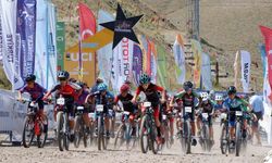Palandöken’in zirvesinde pedal çevirdiler