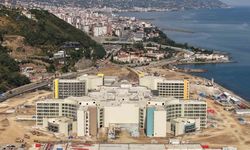 Şehir Hastanesi Yolunun Trafiğiyle İlgili Arayışlar Sürüyor