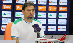 İlhan Palut: "Çok Gol Kaçırıyoruz Maalesef