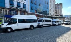 Rize’de Turizm Acentalarının Ortak Sorunu: Araçlarımızı Ofis Önünden Kaldırmak İstiyoruz