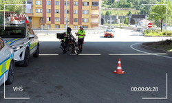 Rize Trafik Ekiplerinden Yüksek Ses ve Modifiyeli Araçlara Ceza