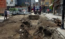 Ardeşen'de Cumhuriyet Caddesi Trafiğe Kapatıldı