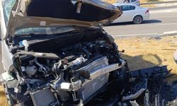 Bolu’da otomobil ve hafif ticari araç çarpıştı: 1 ölü, 4 yaralı