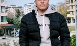 Devrilen traktörün altında kalan 22 yaşındaki Oktay Belikırık hayatını kaybetti