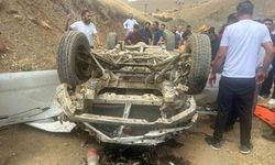 Hakkari’de trafik kazası: 3 ağır yaralı