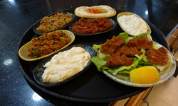 Restoran Sahibi, Yeni Sistemle Hem Fiyatları Düşürmeyi Hem De Gıda İsrafının Önüne Geçmeyi Hedefliyor