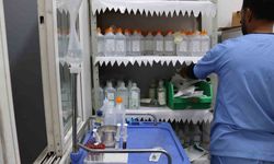 Gazze’de Hayati İlaçların Tükenmesi Binlerce Hastayı Ölümle Yüz Yüze Bırakıyor