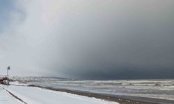 Karadeniz'de Fırtına Alarmı