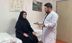 4 Yaşında Felç Geçiren Kadın, 52 Yıl Sonra Kolunu Oynattı