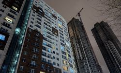 Bir Sitede 2 Kişi Silahla Vurulmuş Halde Ölü Bulundu