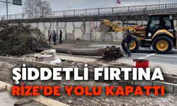 Şiddetli Fırtına Rize’de Yolu Kapattı