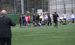 Sakatlanan Takım Arkadaşlarına Üzüldüler Oyuna Devam Edemediler