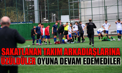 Sakatlanan Takım Arkadaşlarına Üzüldüler Oyuna Devam Edemediler