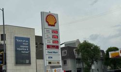 ABD'de Benzin Fiyatları Galon Başına 4 Doları Aştı