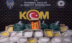 İstanbul'da Sahte Ve Kaçak İlaç Deposuna Suçüstü Baskın: 1,5 Milyon Sahte Hap Ele Geçirildi, 2 Gözaltı