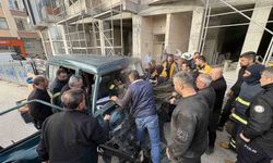 Ekmek Taşıyan Fırın Araçları Çarpıştı: 3 Yaralı