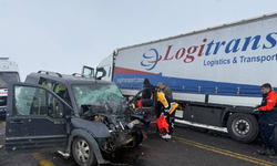 Artvin'de Sis Ve Hatalı Sollama Kazaya Neden Oldu... O Anlar Kamerada