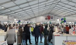 Rize Kitap Fuarına 10 Günde 100 Bini Aşkın Ziyaretçi