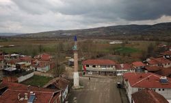 Yıllardır Camisi Yok, Minaresi Var! O Köy Merak Konusu Oldu