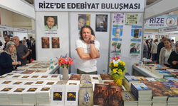Rize’de Edebiyat Buluşması: İmza, Şiir ve Söyleşi Bir Arada