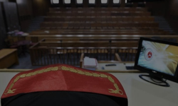 Nöbette Uyuyan Arkadaşının Fotoğrafını Çekti, Olanlar Oldu