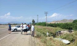 Otomobilin Çarptığı Araç Takla Atarak Bahçeye Daldı