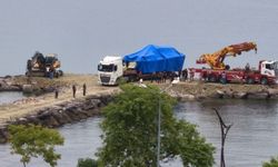 Sahil Güvenlik Botu Kayalıklara Çarptı: 6 yaralı