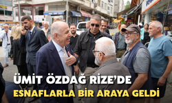 Ümit Özdağ, Rize’nin Pazar İlçesinde Esnaf ve Vatandaşlarla Buluştu