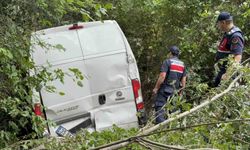 Samsun'da Minibüs Kontrolden Çıktı : 2 Kişi Yaralandı