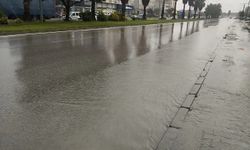 Samsun'da Sağanak Yağmur Etkili Oldu