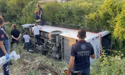 Samsun'da Yolcu Otobüsü Devrildi: 21 Yaralı