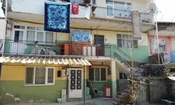 Kan Donduran Olay: Yeni Doğan Bebeğini 9 Yerinden Bıçakladı