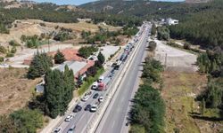 Çorum'da 3 Araç Bİrbirine Girdi: 5 Yaralı