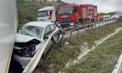 Samsun'da Tır İle Otomobil Çarpıştı: 2 Yaralı