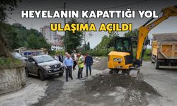 Rize'de heyelan sonrası yol ulaşıma açıldı