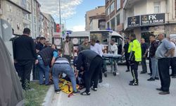 Otomobil Çarpan 48 Yaşındaki Kadın Ağır Yaralandı