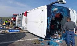 Tur Otobüsü Kaza Yaptı: 26 Yaralı 12 Ölü