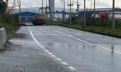 Dağdan Kopan Dev Kaya Yolu Kapattı: Facianın Eşiğinden Dönüldü