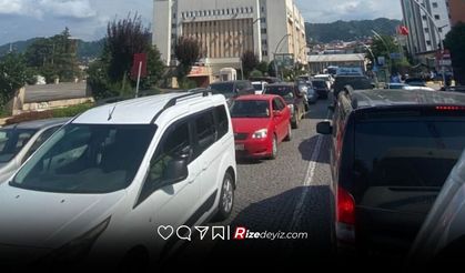 Rize Merkez'de Yol Çalışmaları Trafiği Olumsuz Etkiliyor