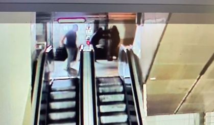 Taksim’de kan donduran cinayet: Para vermeyince bıçaklandı