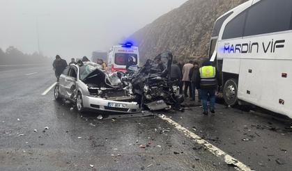 Gaziantep'te Zincirleme Kazada Ortalık Savaş Alanına Döndü: 2 Ölü, Çok Sayıda Yaralı