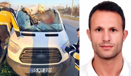 Kamyonet, Beton Köprü Ayağı Yüklü Tıra Çarptı: 1 Ölü, 1 Yaralı