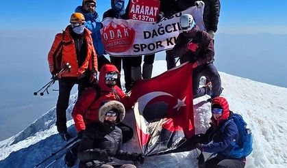 Ordulu Dağcılar Ağrı Dağı'na Tırmandı