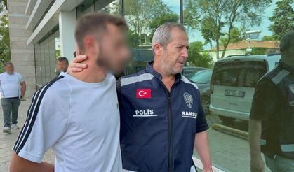 Samsun'da Aracına Aldığı Kişiyi Bıçakladı