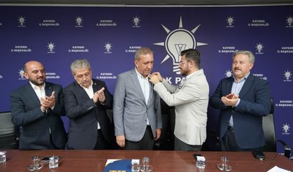 CHP'li Meclis Üyesi Mahir Ağca Ak Parti'ye Katıldı
