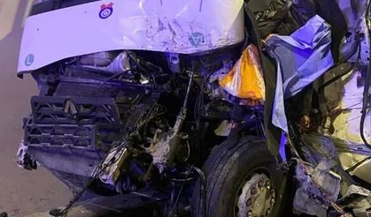 Artvin'de Feci Kaza: 1 Kişi Hayatını Kaybetti 2 Yaralı