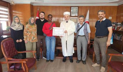 Karadeniz'e Gelin Gelen Kenyalı Müslüman Oldu