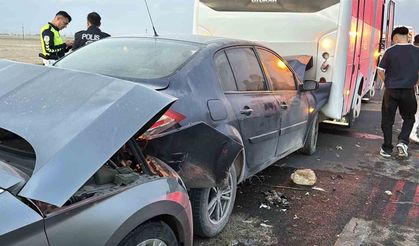 Kum Fırtınası Zincirleme Kazaya Neden Oldu: 16 Yaralı