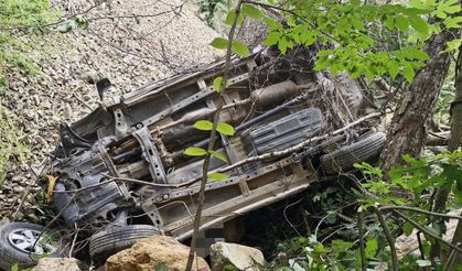 Artvin'de Korkunç Kaza: Uçuruma Düşen Aracın Sürücüsü Hayatını Kaybetti